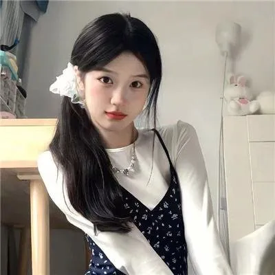 【恐怖惊悚】《昆池岩》高清1080P在线：伪纪录片探险韩国第一凶宅，全程高能吓破胆！
