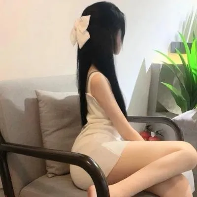 唯美纯爱片《花束般的恋爱》高清在线：百分百合拍的恋人，为何还是走向了分手？